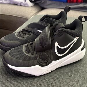 Nike Black and White Athletic Shoes